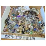 Flat of unsearched jewelry