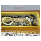 Misc jewelry lot