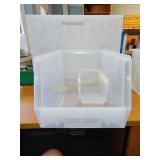Plastic storage containers