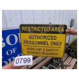 METAL SIGN