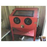 40lb Capacity Floor Blast Cabinet