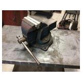 Paramo 4" Vise