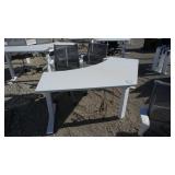 120 Degree Adjustable Height Desk & Chairs