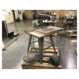 DeWalt 770 10" Deluxe Radial Arm Saw