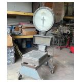 Howe Dial Scale 5611