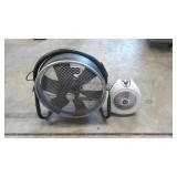Lot of 2 Fans
