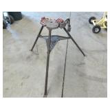 RIDGID No. 450 Tristand Pipe Vise, 1/8"ï¿½5"