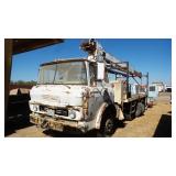 GMC 6500 w/ Pitman Hrdra Lift  Crane  Motor Runs