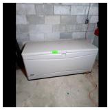 Storage Box, Gray Plastic, Outdoor Deck