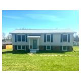 Large home 2236 sq ft, 5 Bedroom 2.5 Bathrooms