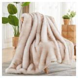 NEWCOSPLAY Faux Fur Blanket Beige Luxury Fluffy Th