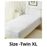 Amazon Basics Zippered Mattress Encasement - Water