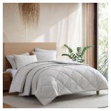 $110 Jennifer Adams Reversible Comforter Set, 6-pi
