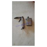 Double blade vintage silver tone pocket knife and