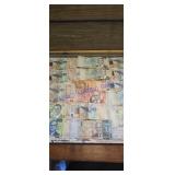 Bahamas currency paper bills