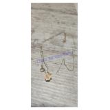 14k gold necklace and floral pendent, chain needs