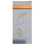 teardrop-shaped sterling silver filigree necklace