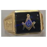 14k Yellow Gold Masonic Ring Featuring A Square