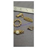 Brooches And Pins
