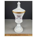 Westmoreland Glass Roses & Bows HP Candy Dish