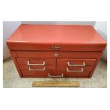 Lund Metal Tool Box w/ Contents 20" W