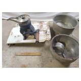 Montgomery Ward Cream Separator