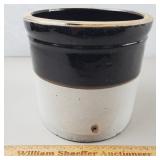 Vintage Crock 7 & 1/2" H
