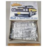 Revell 1:25 1967 Plymouth Hemi Model Unbuilt