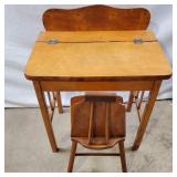 Vintage Childs School Desk - Desk 26 & 1/2" H
