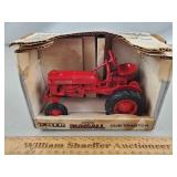 Ertl Farmall Cub Diecast Tractor 1/16