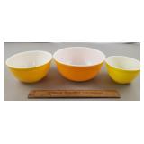 Vintage Pyrex Mixing Bowls