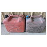 2ct Plastic 5 Gallon Gas Cans