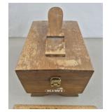Kiwi Shoe Shine Box w/ Contents