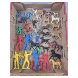 Vintage Toy Western Figures