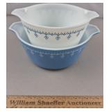 Vintage Pyrex Snowflake Garland Bowls