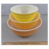 Vintage Pyrex Mixing Bowls