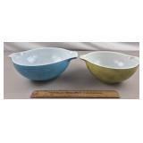 Vintage Pyrex Cinderella Mixing Bowls