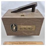 Esquire Shoe Shine Kit