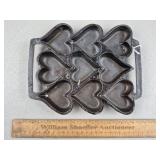 Cast Iron Heart Muffin Pan