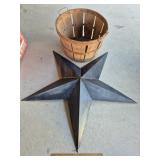 Metal Decorative Star & Basket