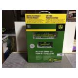 Athearn John Deere HO Scale Train Set, NIB
