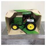Ertl JD 7800 MFWD row-crop tractor, 1/16