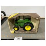 Ertl JD 1953 model 'D' Blueprint Replica, 1/16