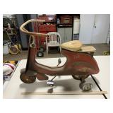 Vintage Super Sonda pedal scooter