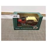 Ertl Anheuser Busch 1931 Hawkeye stake truck