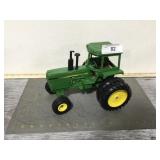 Ertl JD Strobe Series w/Sound-Gard cab & duals,