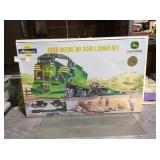 ,Athearn John Deere HO Scale Train Set, NIB,