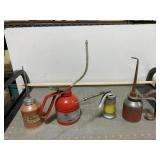4 oil cans