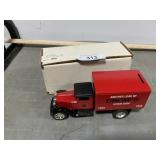 Scale Models Crow's Hybrid Corn IH freight truck