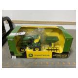 Ertl JD X728 garden tractor w/attachments, 1/16
